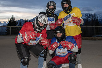 Team Fritz GmbH & Co. KG freut sich auf das Rennen im Eiskanal bei der Translogica Wok-Meisterschaft 2024 Team Fritz GmbH & Co. KG freut sich auf das Rennen im Eiskanal bei der Translogica Wok-Meisterschaft 2024