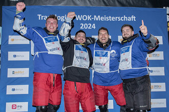 Sieg im Eiskanal! Vertex GmbH holt den Titel bei der Translogica Wok-Meisterschaft 2024 Sieg im Eiskanal! Vertex GmbH holt den Titel bei der Translogica Wok-Meisterschaft 2024