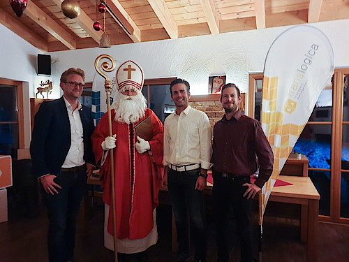 Der Nikolaus zu Gast bei der InfPro Weihnachtsfeier 2019